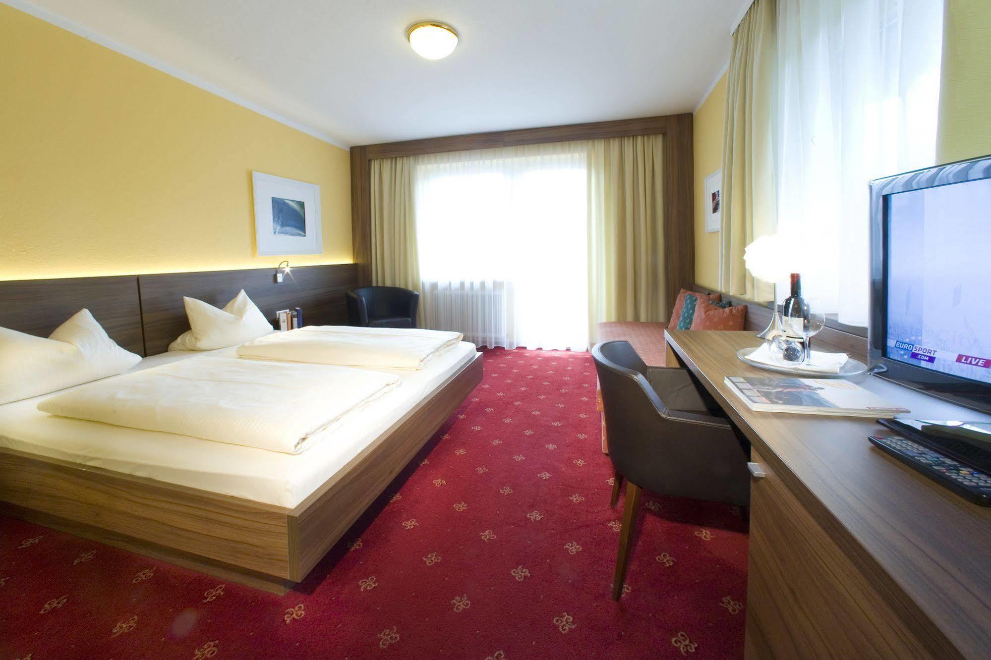 Hotel Bruno Fügen Kültér fotó